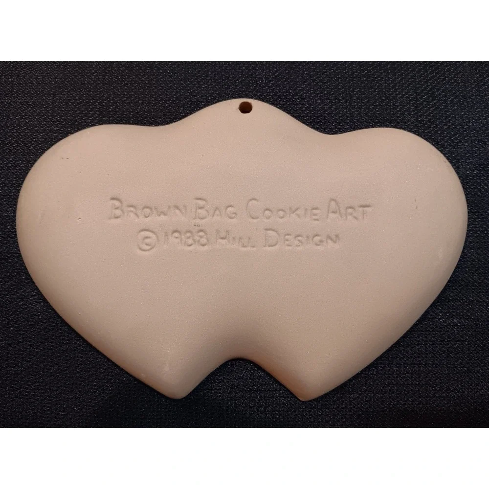 Vintage 1988 Brown Bag Cookie Art Double Heart Mold Hill Design Tan Ceramic 80s